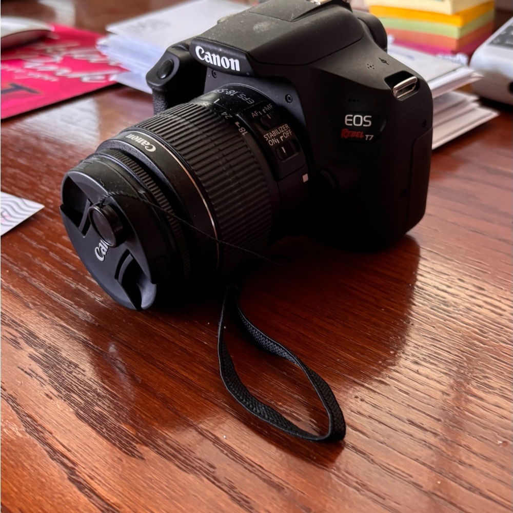 Canon Rebel T7 with Zoom Lens